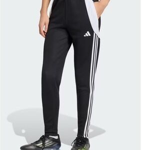 Adidas Tiro 24 Training Pants Medium Black White Soccer Athletic Activewear